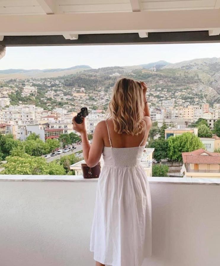 Gjirokastër Novi'S Luxury Apartment 1 מראה חיצוני תמונה