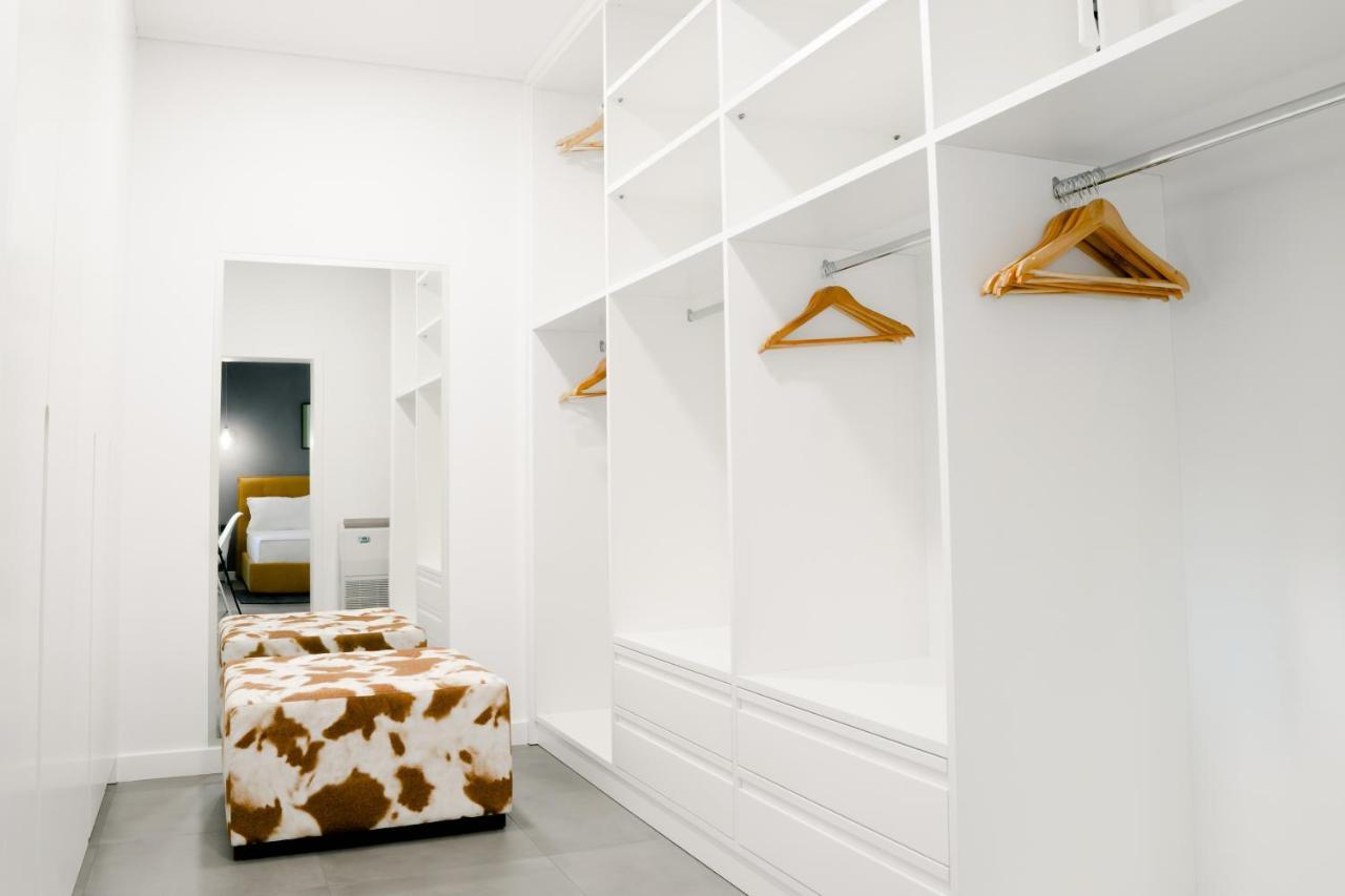 Gjirokastër Novi'S Luxury Apartment 1 מראה חיצוני תמונה